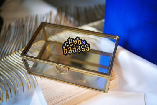 Broche Club Badass