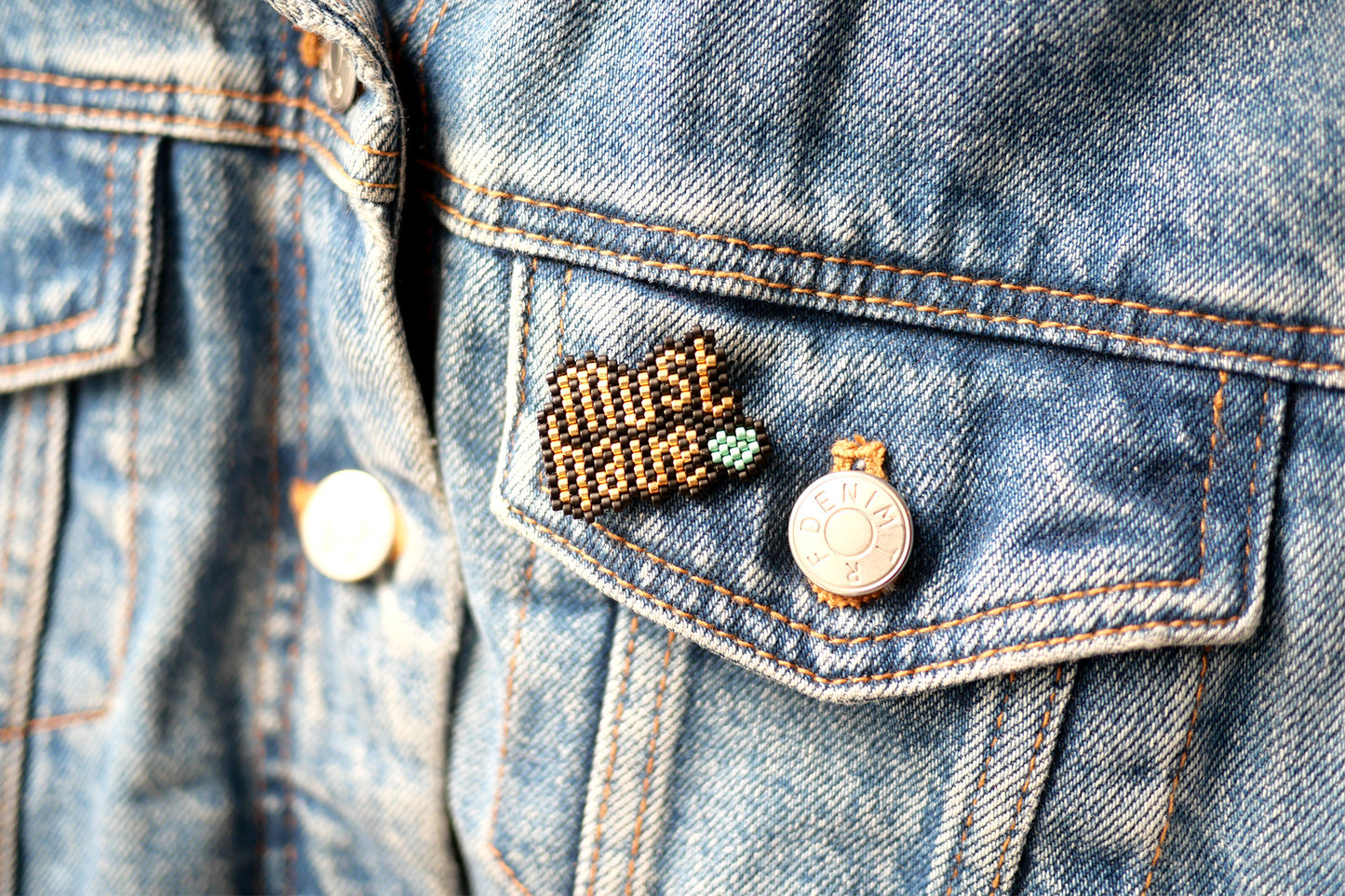 Broche Must Have