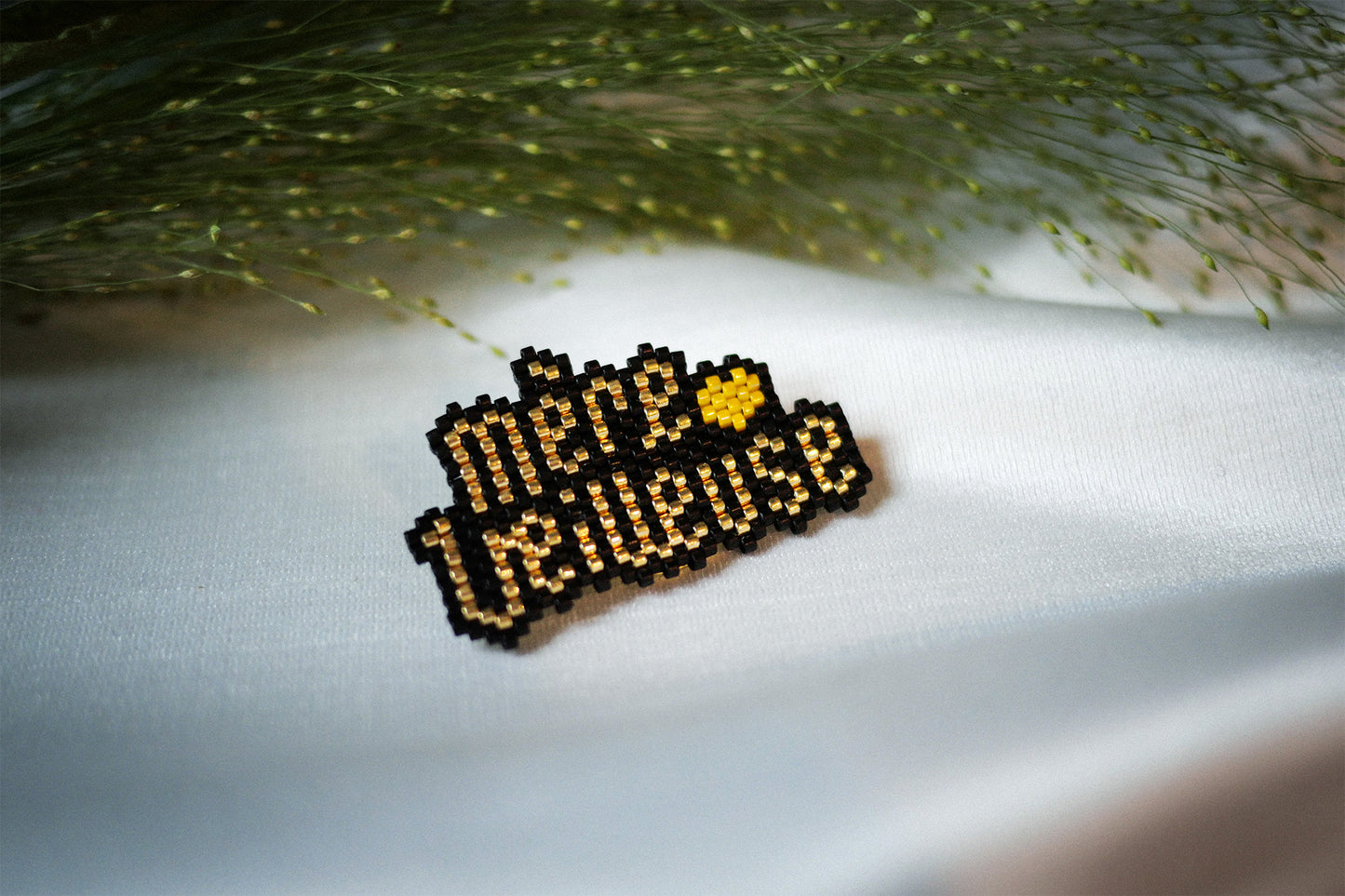 Broche Mère Veilleuse