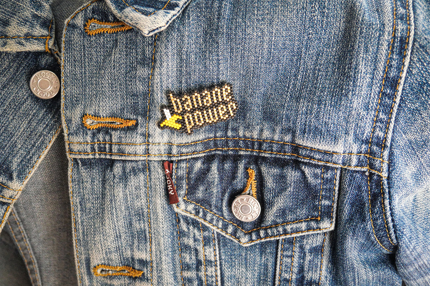 Broche Banane Power