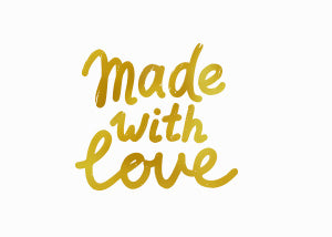 made with love dans notre atelier de création à Nantes - France - Perlarium Bijoux